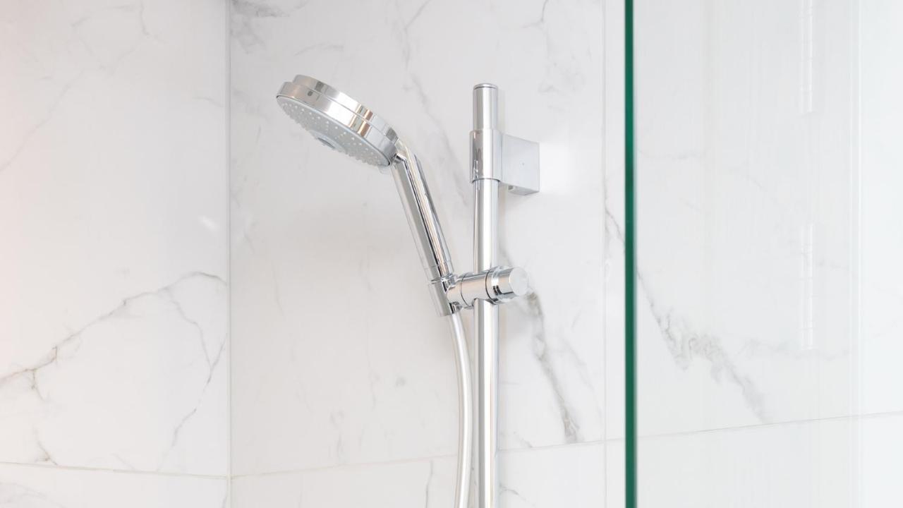 Horizon By Skycity Auckland Exteriér fotografie A shower head