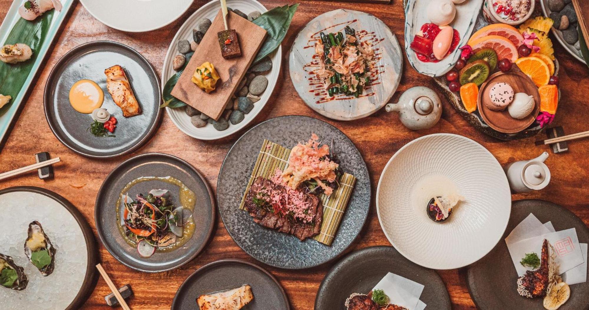 Horizon By Skycity Auckland Exteriér fotografie A selection of dishes at the restaurant